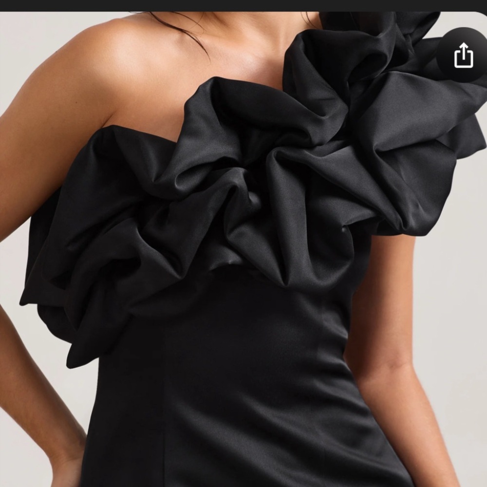 NWT Club L London Elegant Black One-Shoulder Dress - Picture 4 of 12